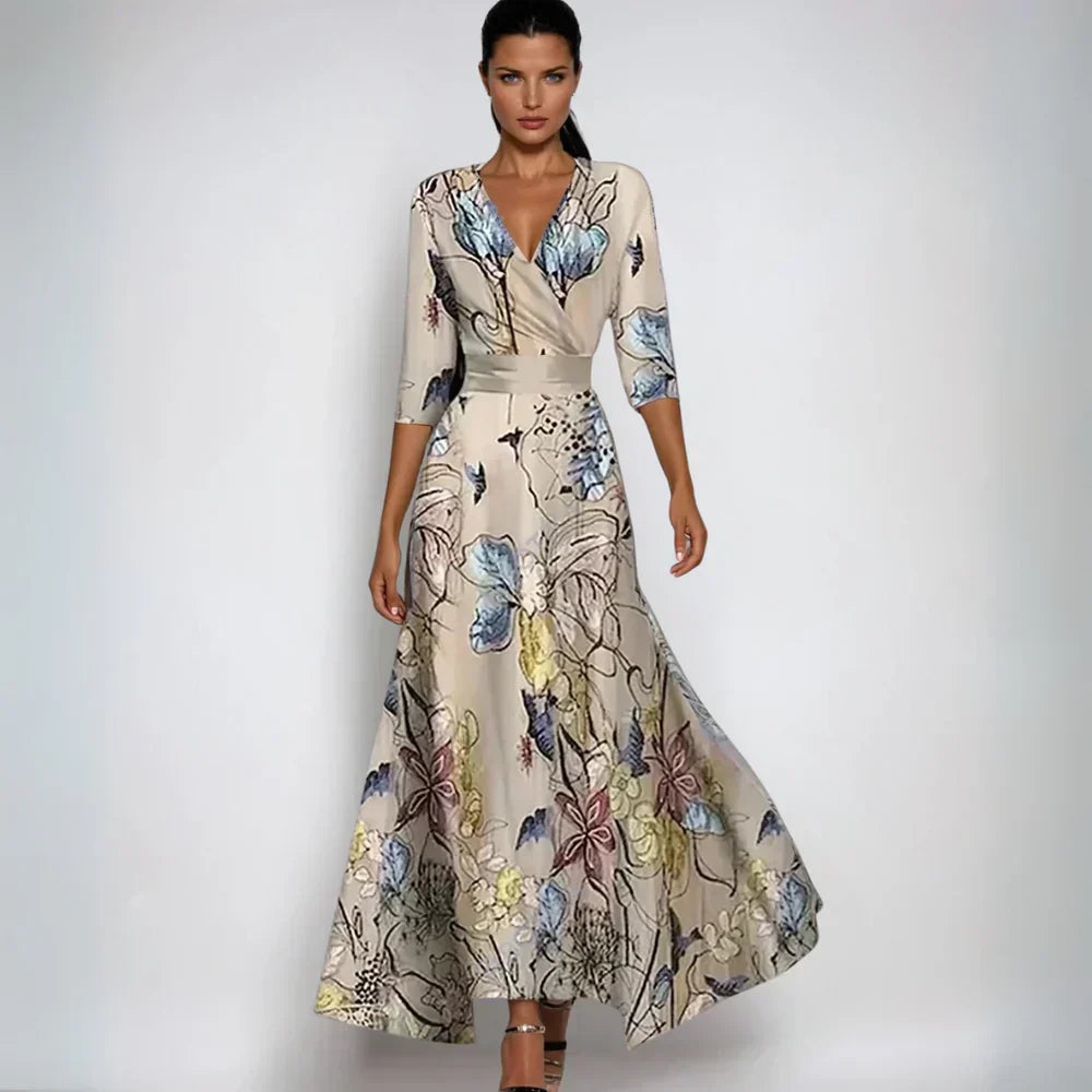 ELIN | Elegante Wikkeljurk met Floreale Pracht en Flatterend Silhouet