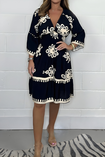 LUNA | Korte Boho Bloemenjurk met Flatterende Snit voor Elegante Vakantie- of Evenementlook