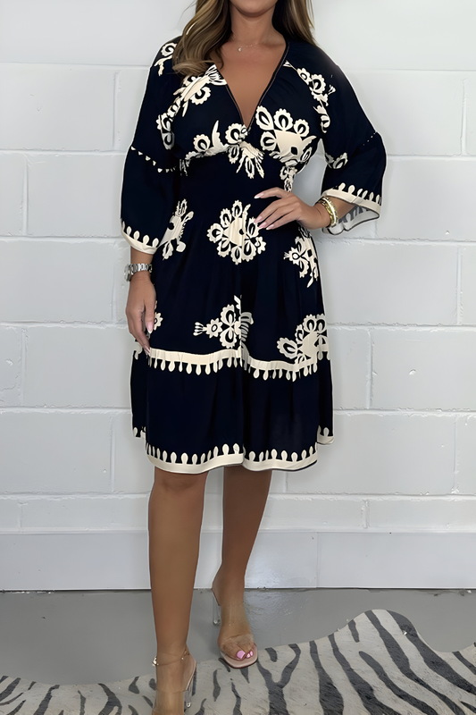 LUNA | Korte Boho Bloemenjurk met Flatterende Snit voor Elegante Vakantie- of Evenementlook