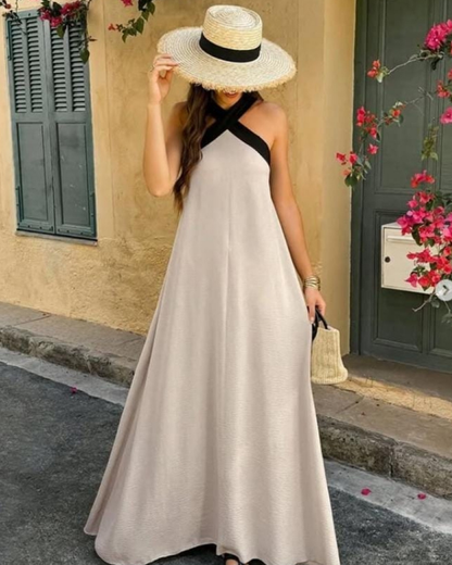 SIENNA | Elegante Jurk met Ontblote Rug en Modieuze Kraag