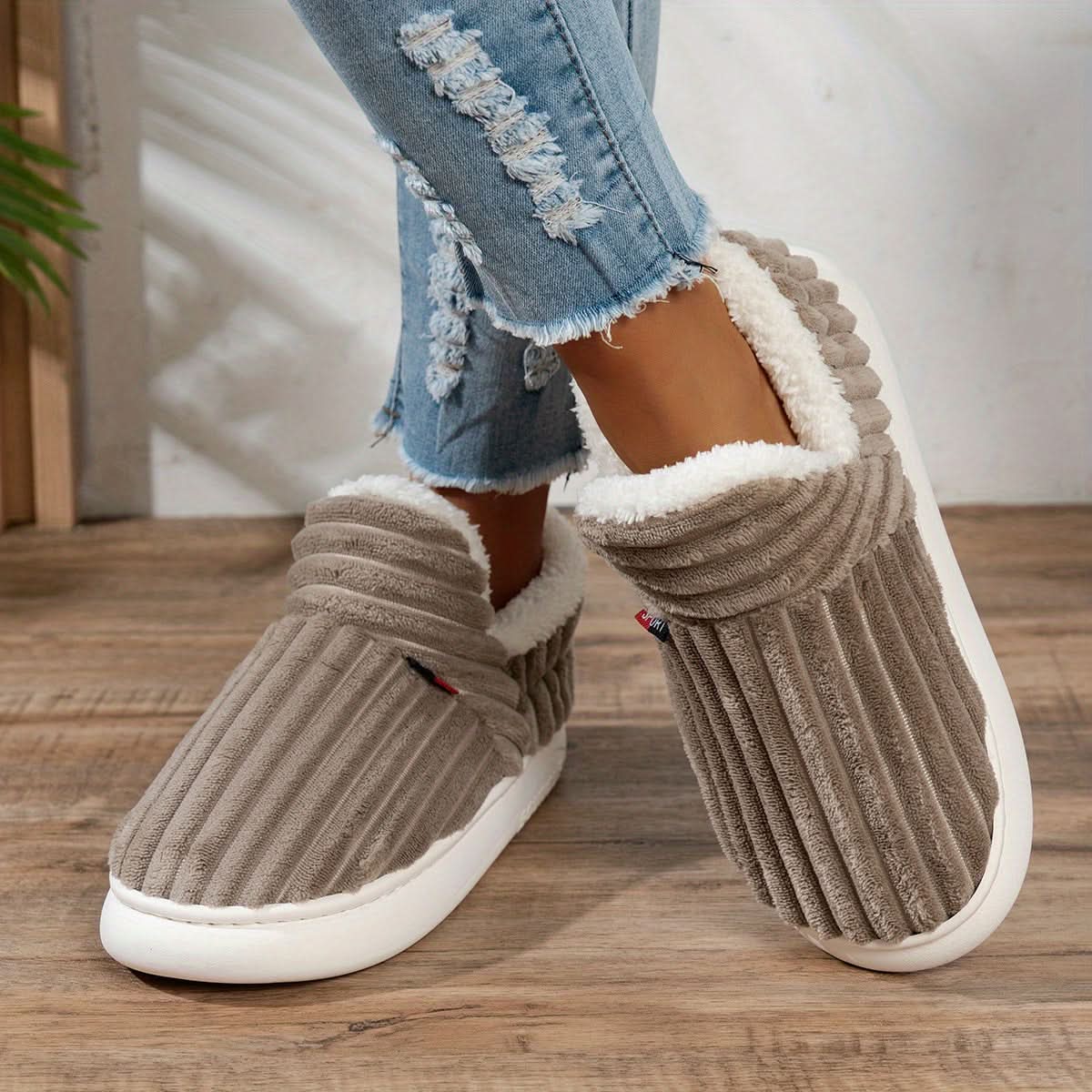 NINA | Warme Huisschoenen voor Direct Comfort en Ontspannen Gezelligheid