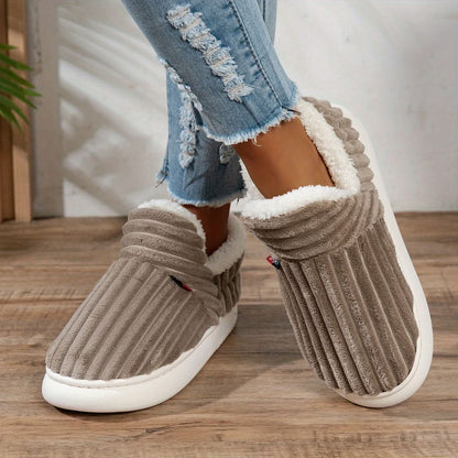 NINA | Warme Huisschoenen voor Direct Comfort en Ontspannen Gezelligheid
